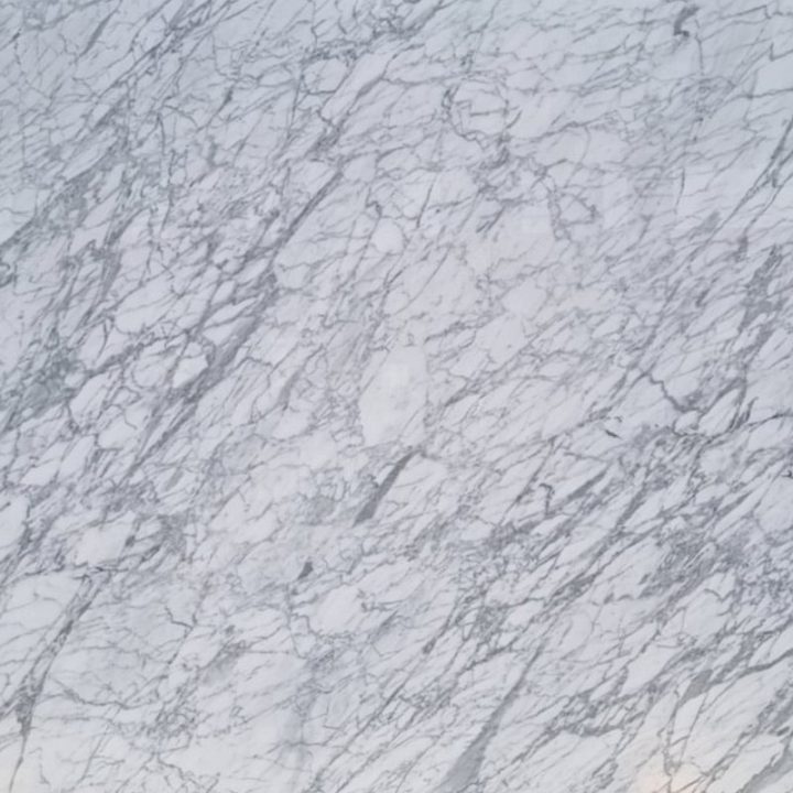 Statuarietto Polished Slab 2cm b zoom min