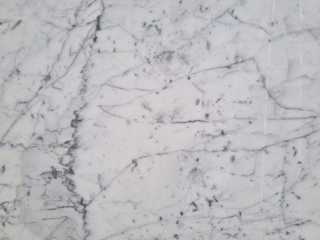 Statuario White Polished Slab 2 cm-FR zoom-min