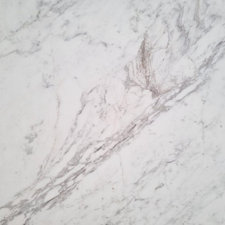 Aella White Polished Slab 2 cm Full Slab Zooom