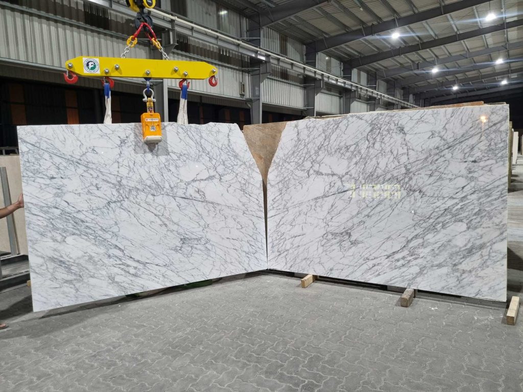 Arabescato-Venatino-Polished-Slab-2cm---3B-5319-book