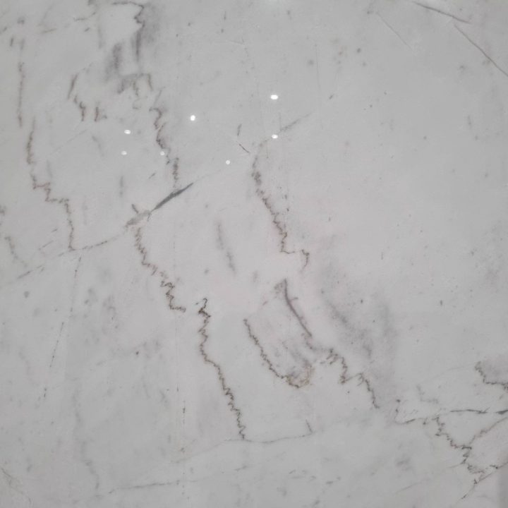 Bianco Venus 2cm zoom