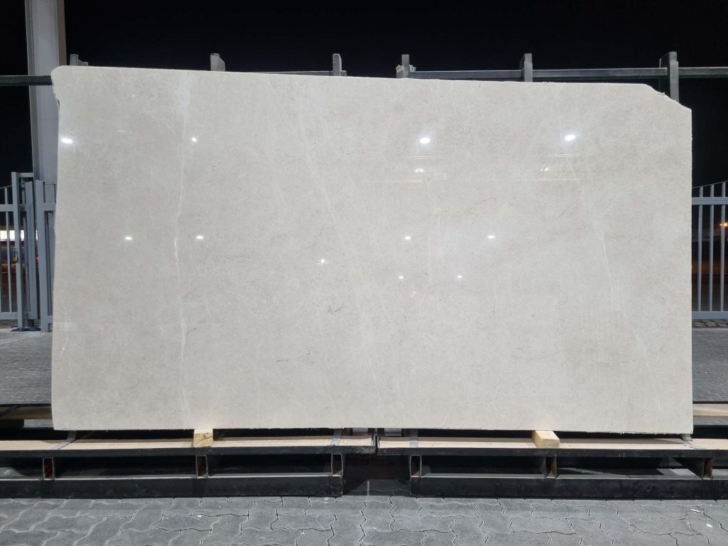 CREMA UNO BEIGE POL. 2CM-A