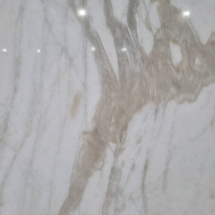 Calacatta Ango MS 2cm zoom