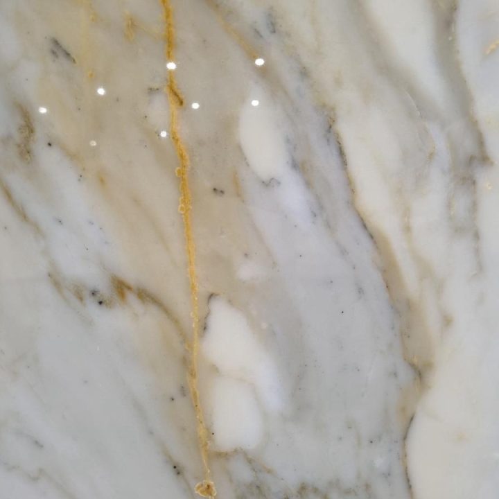 Calacatta Gold GSL 2cm zoom