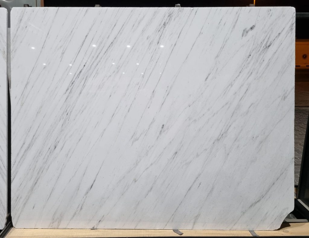 Calacatta Lincon Polished Slab 2cm (1)