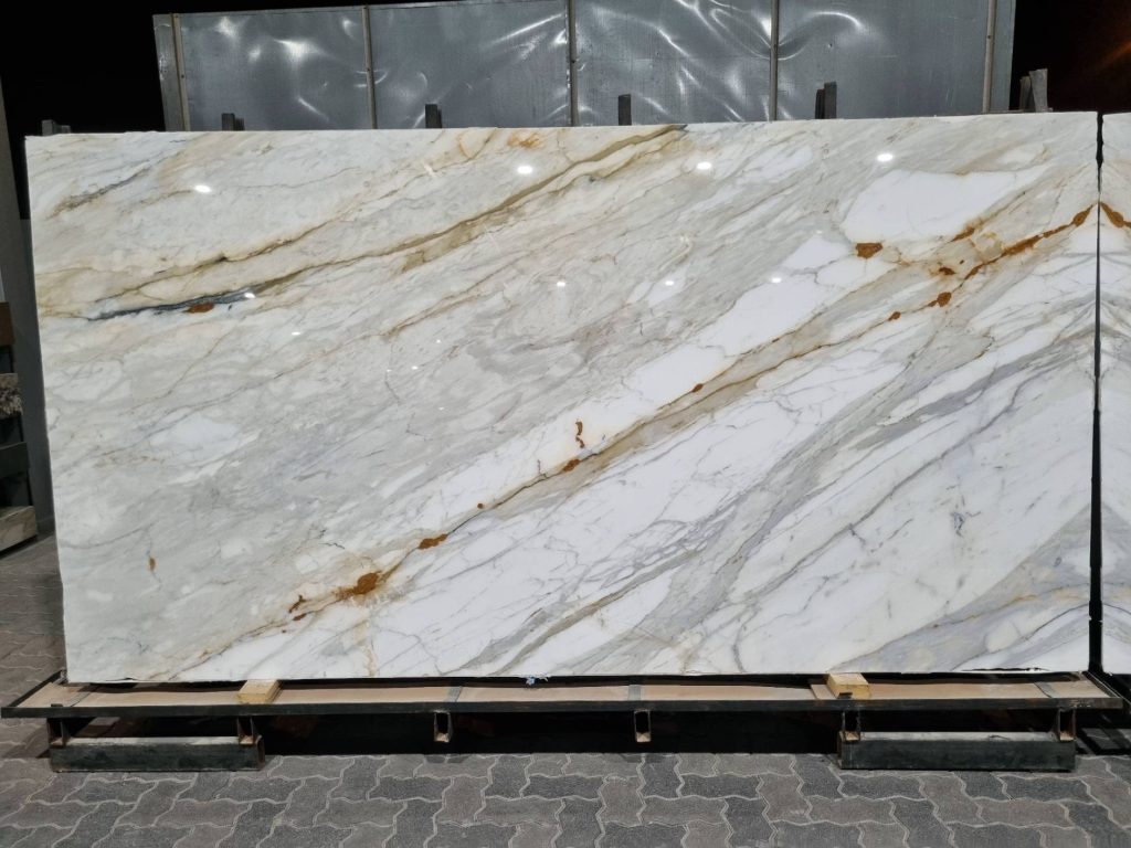 Calacatta gold polished slab 2cm 2B-5319