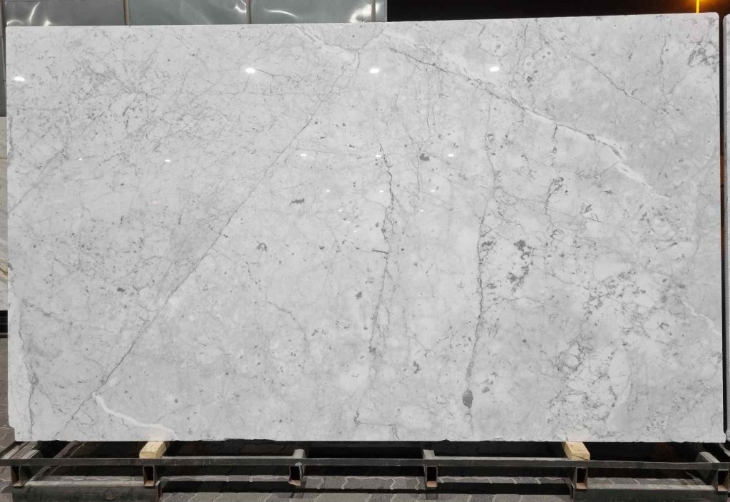 Carrara White CD Polished Slab 3cm (FR)