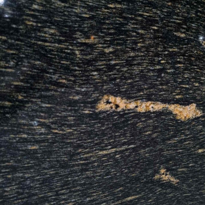Fish Gold Granite Slab 2 cm SGR zoom