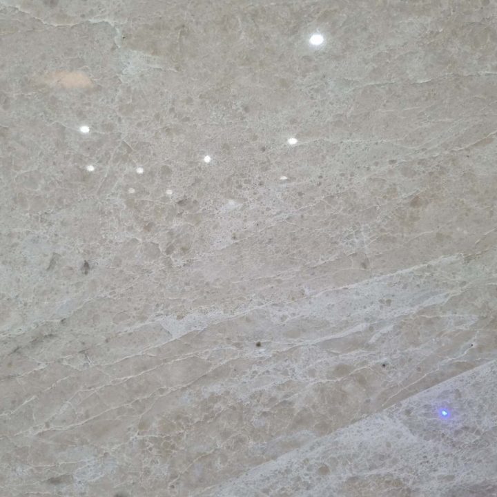 Hera Beige Polished Slab 3cm ES zom