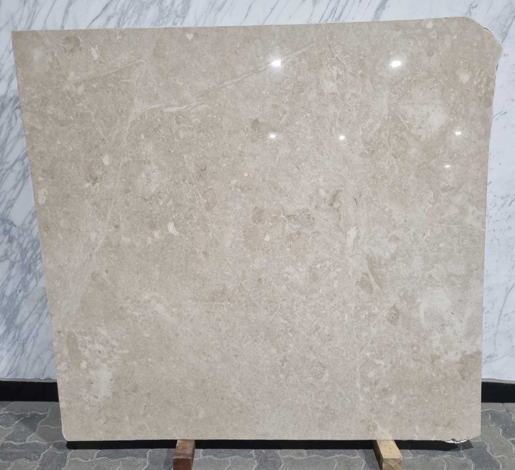 Hera-Beige-Polished-Slabs-2-cm-(ES)