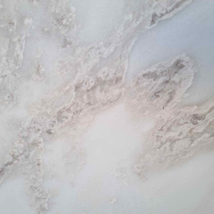 Oyster White Polished Slab 2cm MS zoom