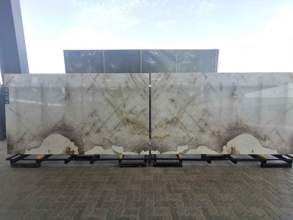 Quartzite Patagonia Premium Slab 2 cm-AN Book match