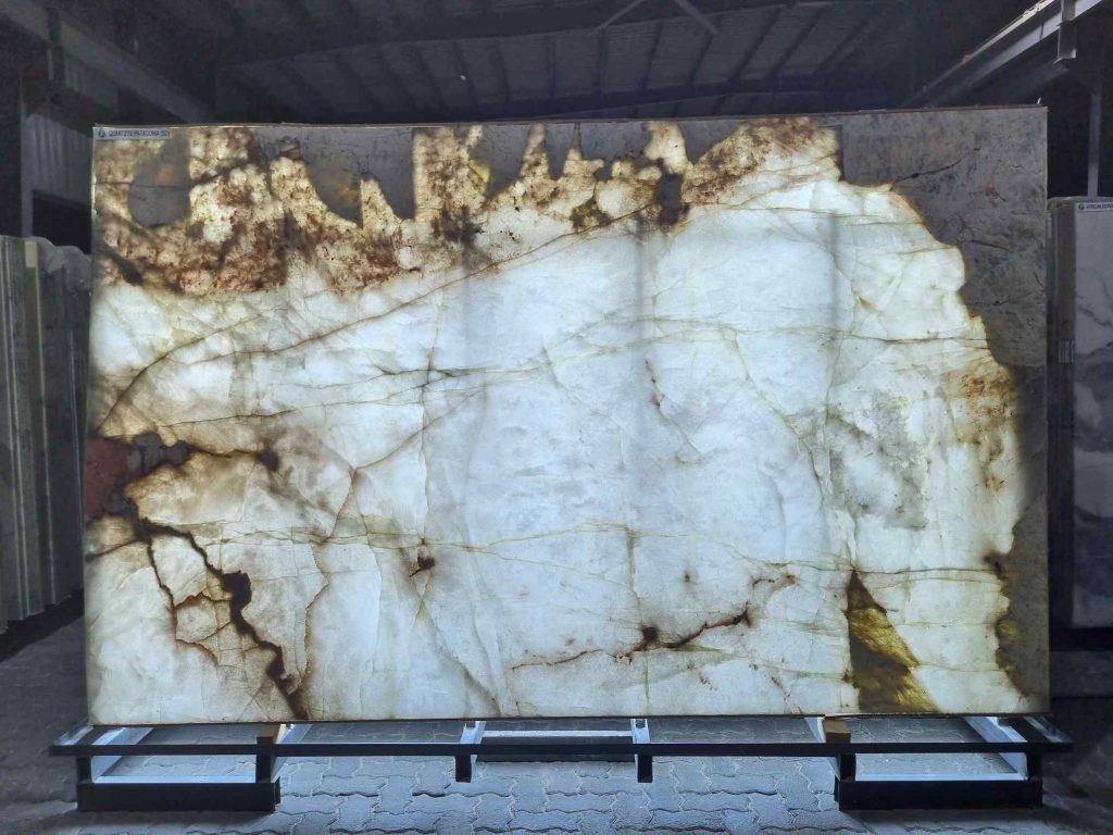Quartzite White Patagonia Slab 2 cm-SO 1
