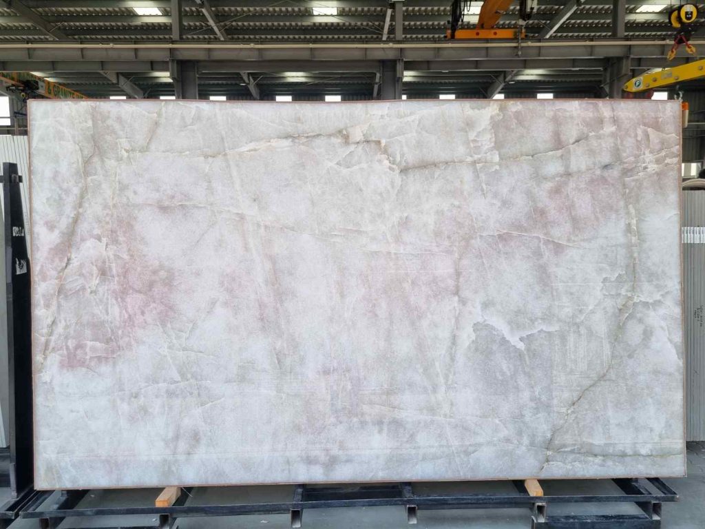 Quartzito Rossy Cristallio Patagonia Slab 2 cm