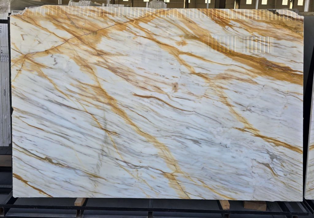 Calacatta Gold Polished Slab 2cm-111318
