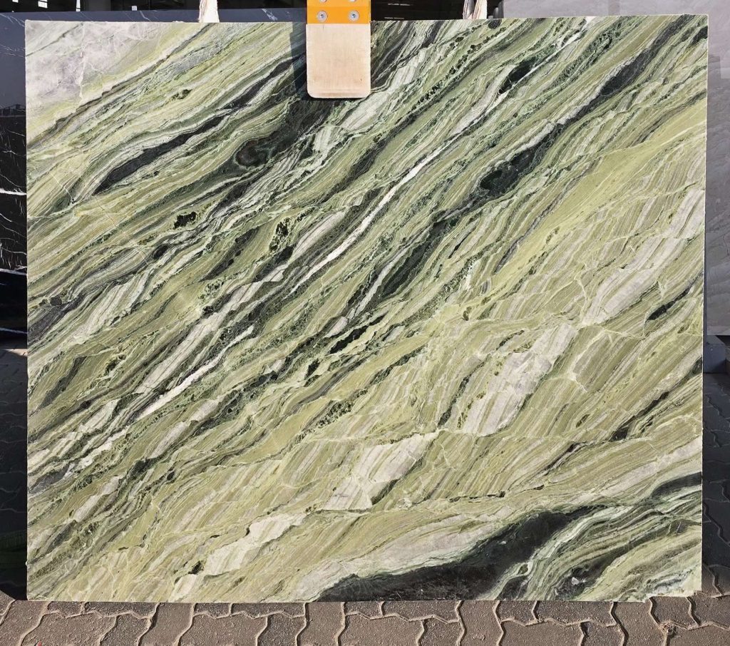 Irish Green Bella Dark Polished Slab 2 cm-61919 (1)