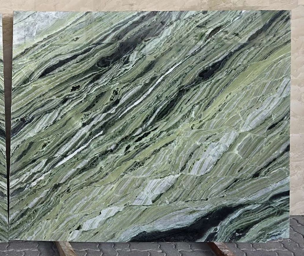 Irish Green Bella Dark Polished Slab 2 cm-61919 (4)