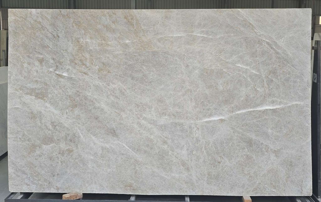 QUARTZITE TAJ MAHAL LEATHER SLAB 2 CM -41220 (1)