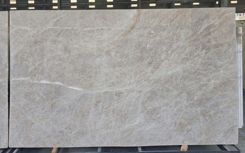 QUARTZITE TAJ MAHAL LEATHER SLAB 2 CM -41220 D