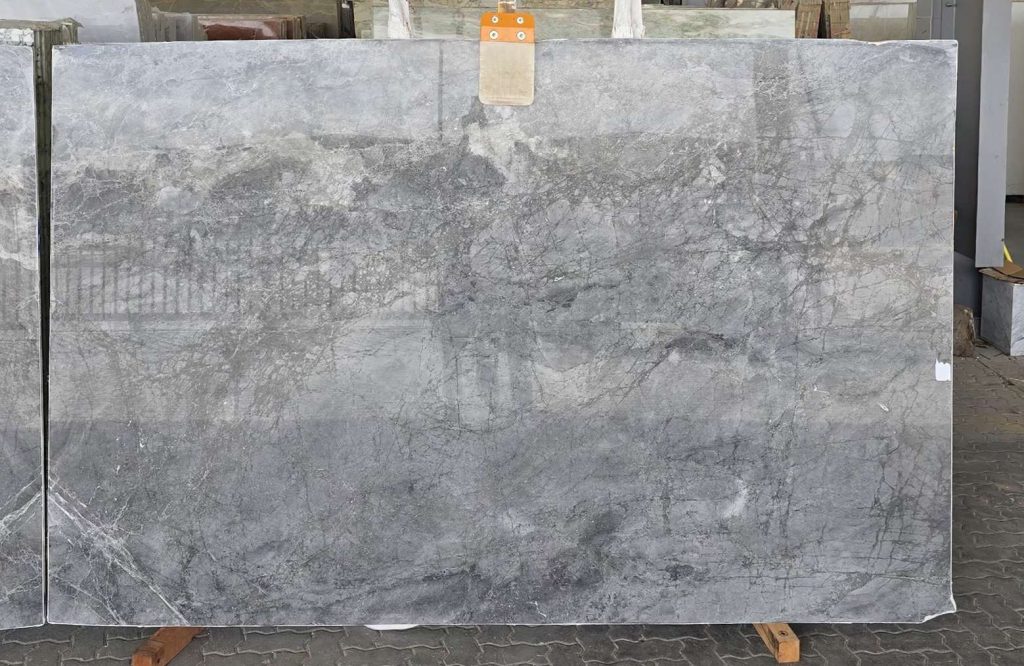 River Grey Polished Slab 2cm-111318