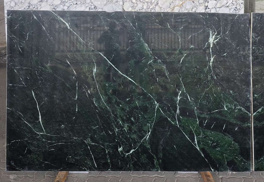 Varia Majestic Green Slab 2 cm-0107